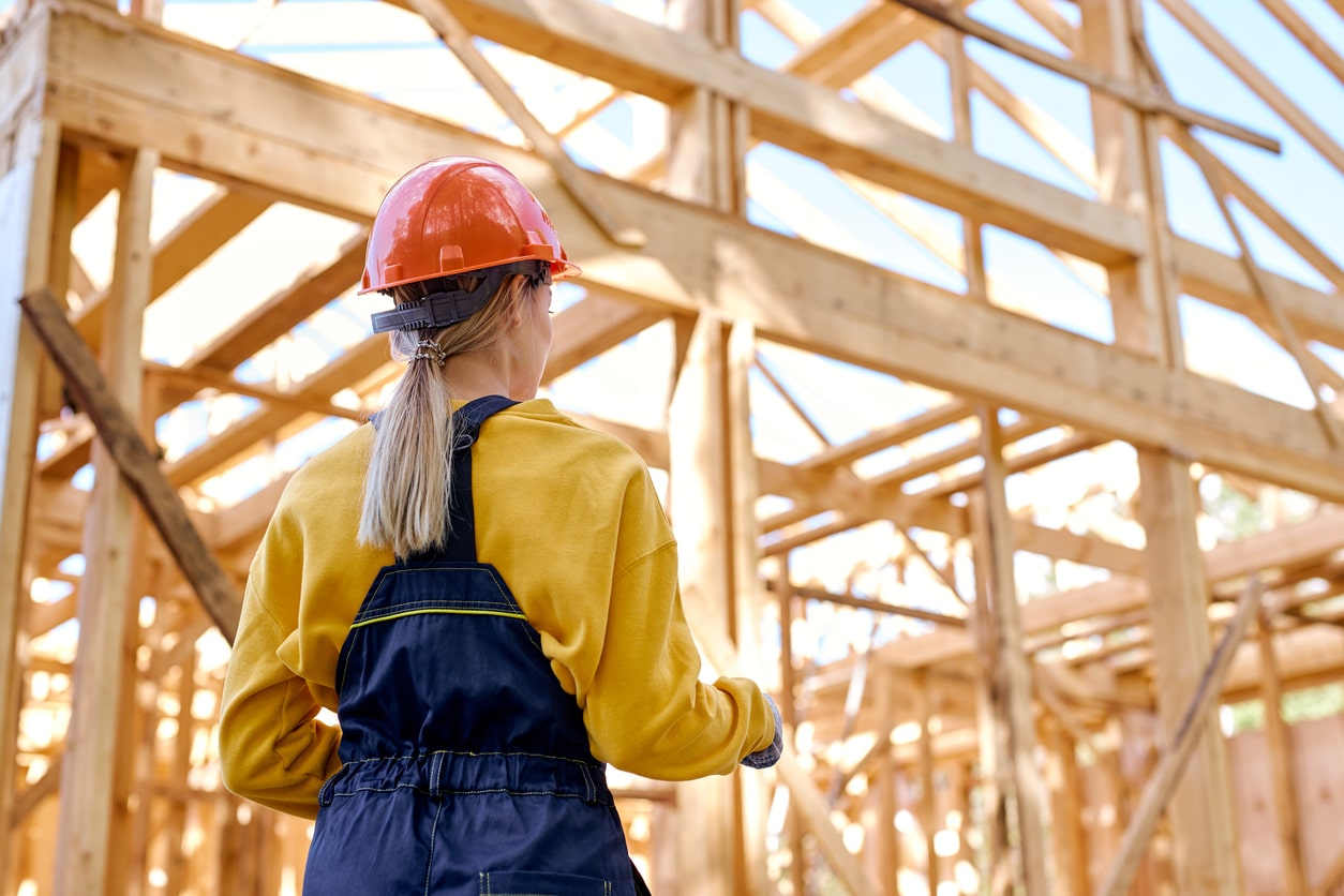 Architectural Styles for Custom Homes: Blending Tradition with Modern Luxury in Calgary